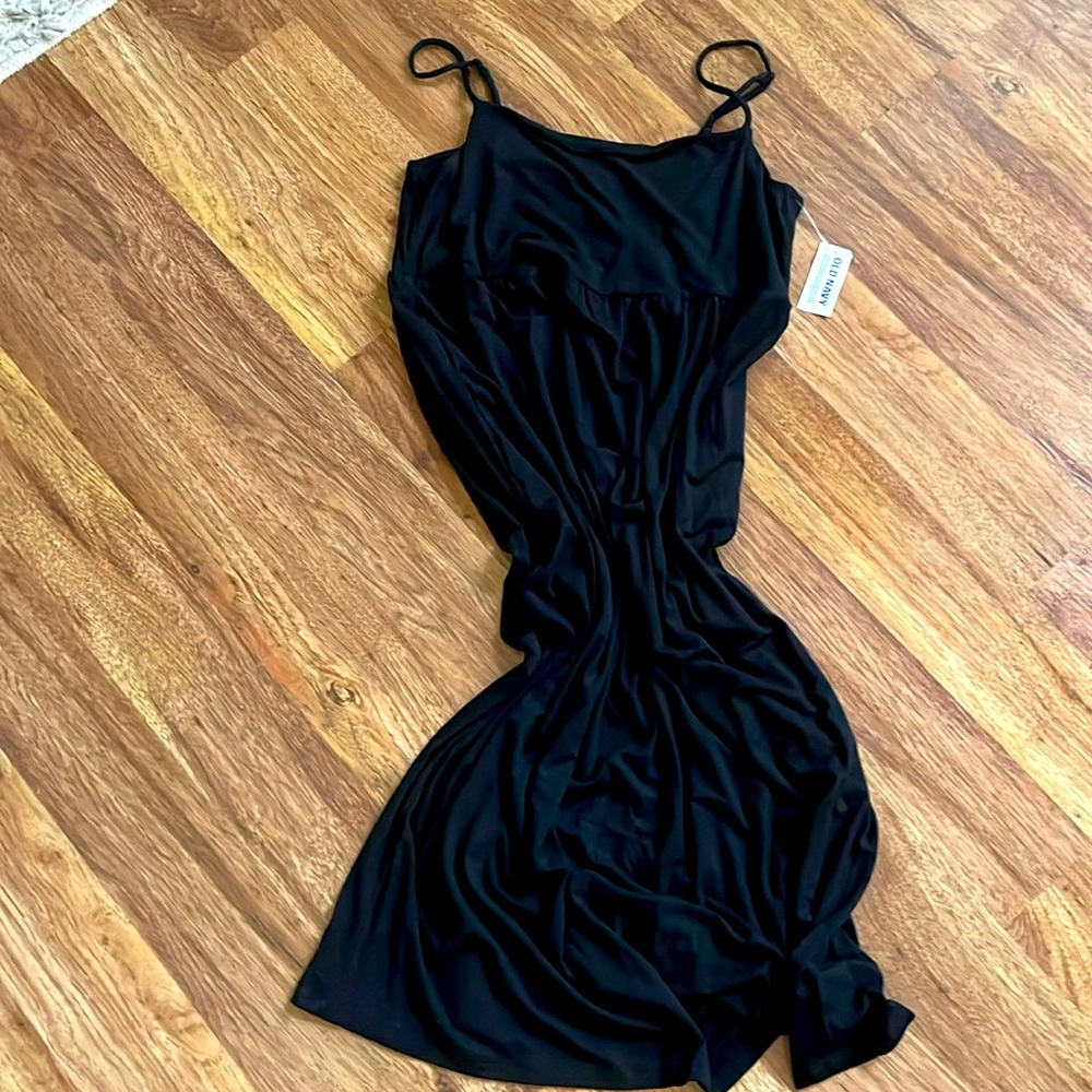Old navy black dress NWT